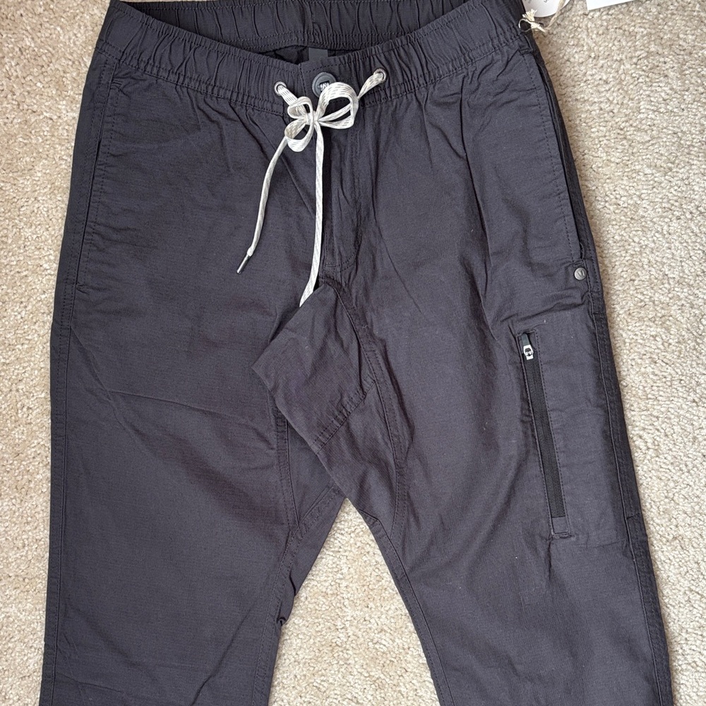 Vuori Charcoal Cargo Pants for Men - brand new
